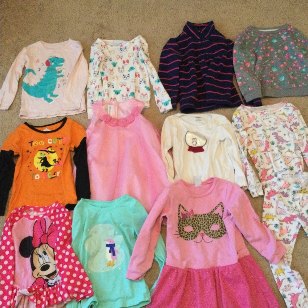 12 baby outfits